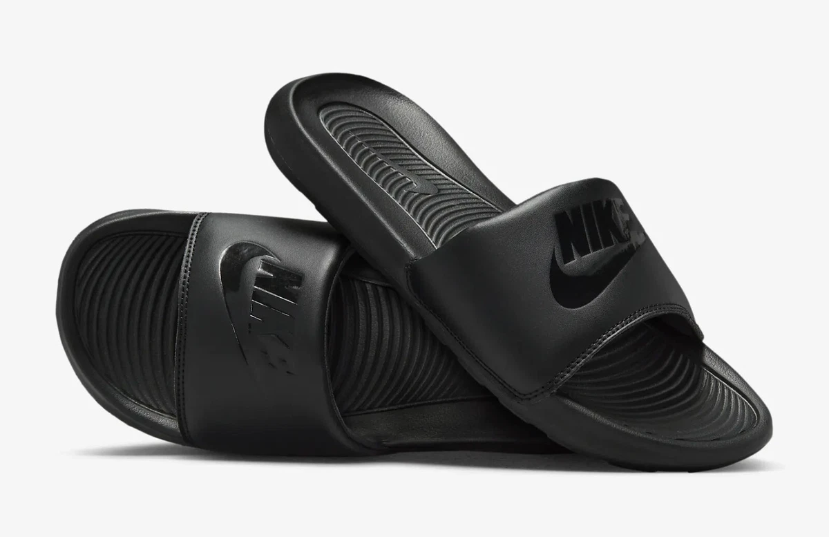 NIKE Victori One